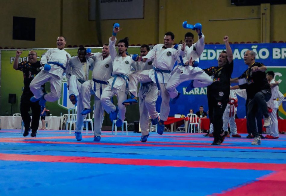 instituto-hardy-brilha-no-parana-e-coloca-quatro-atletas-na-selecao-brasileira-de-karate-2026